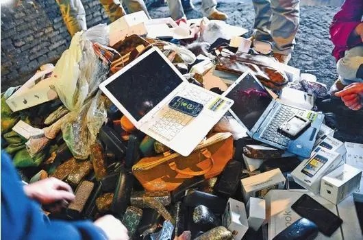 別小看電子元件銷毀:它能救您的企業(yè)信譽(yù) 別小看電子元件銷毀:它能救您的企業(yè)信譽(yù)